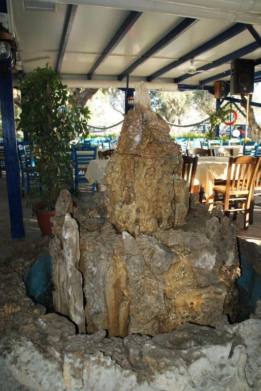 Galazio Limani - Rooms To Let Moudhros Bagian luar foto