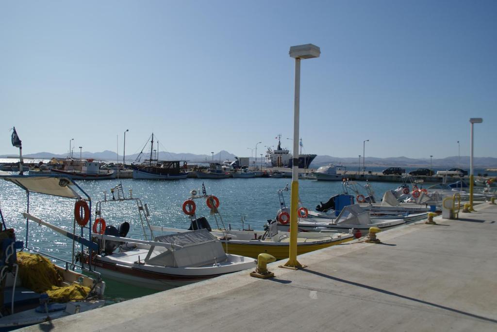 Galazio Limani - Rooms To Let Moudhros Bagian luar foto