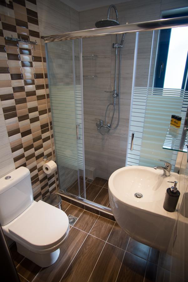 Galazio Limani - Rooms To Let Moudhros Bagian luar foto